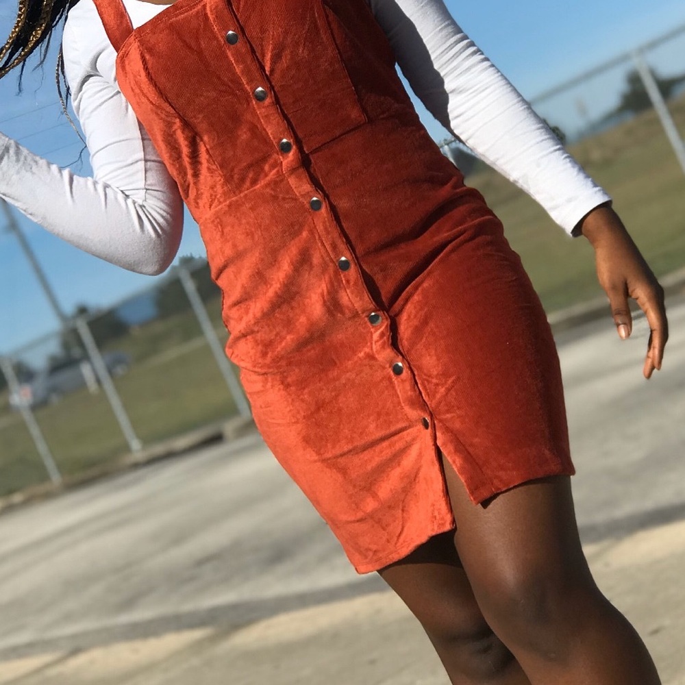 Good for winter or summer style, size medium